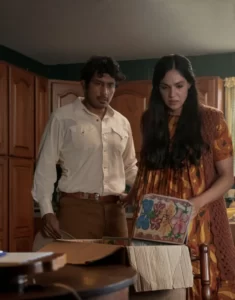 Couple in a house : Madres'Welcome to the Blumhouse'