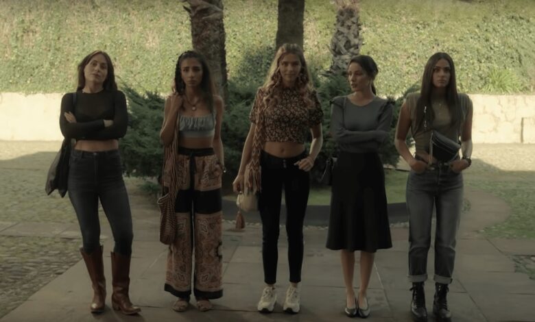 Juanita Arias, Sofia Engberg, Oka Giner, Renata Notni, Zuria Vega in 'The Five Juanas'. Image Credits: Netflix