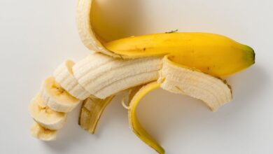 Photo of 11 things that will happen to your body if you eat bananas every day