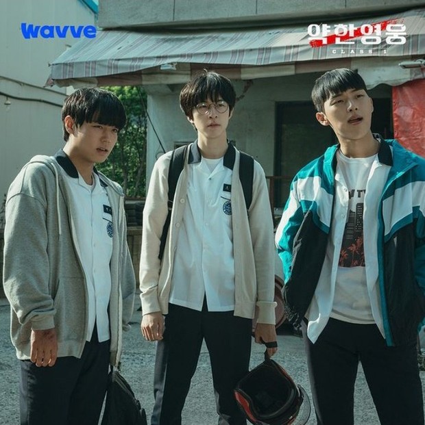 Park Ji Hoon, Choi Hyun Wook and Hong Kyung / Photo: Instagram.com/wavve.official