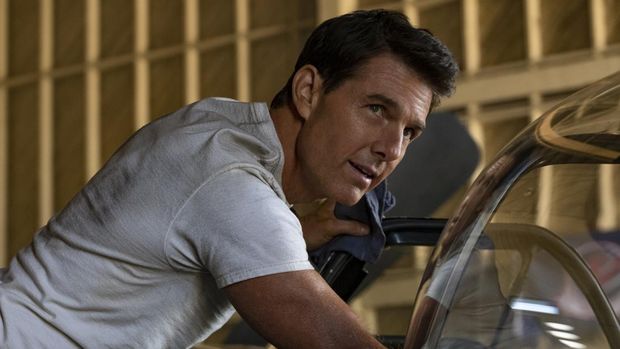 Top shooter: Maverick. Tom Cruise plays Captain Pete 