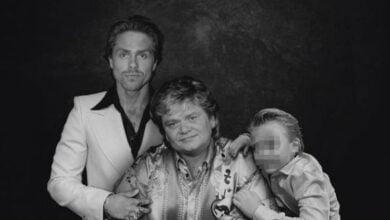 Photo of Artist Ard Gelinck Inundated With Requests After Editing Photos Of Three Generations Of Hazes |  show
